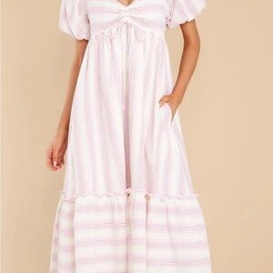 Seersucker Dress with Puff Sleeves and Pockets